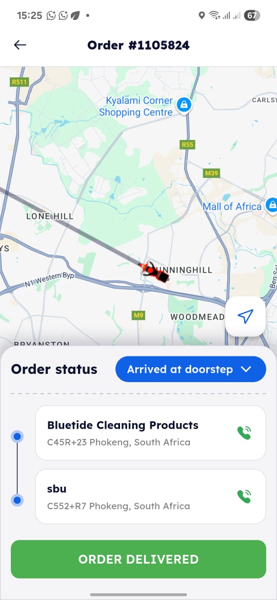 Real-time delivery tracking interface showing order progress on a live map with delivery statistics